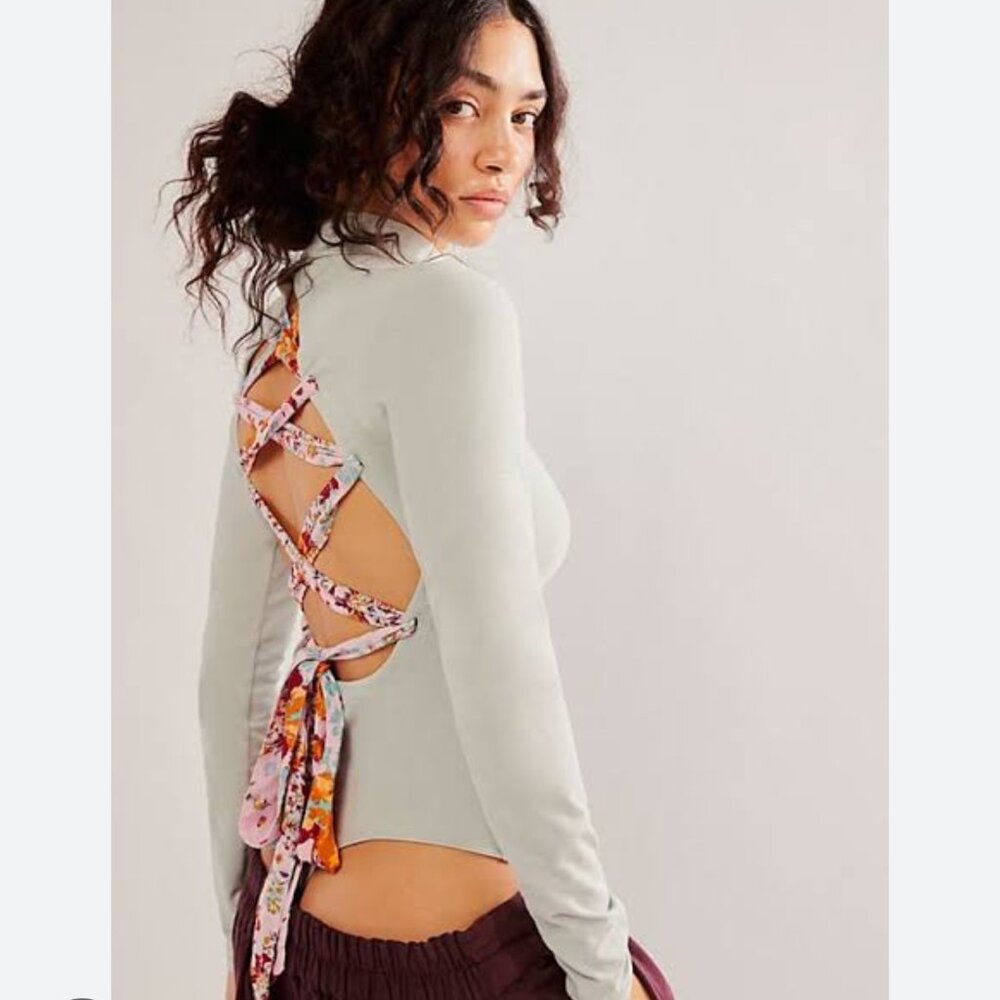 FREE‎ PEOPLE MOVEMENT Straps In The Back Mercury Grey Bodysuit Size M NWT